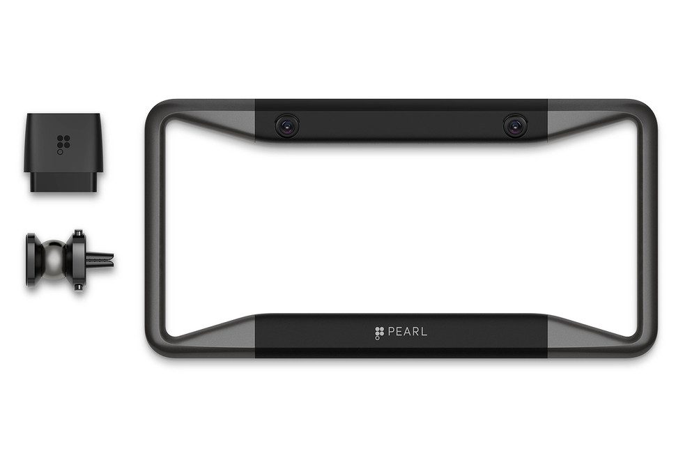 esta funda para la matricula oculta una camara de seguridad pearl rearvision 0017 970x647 c