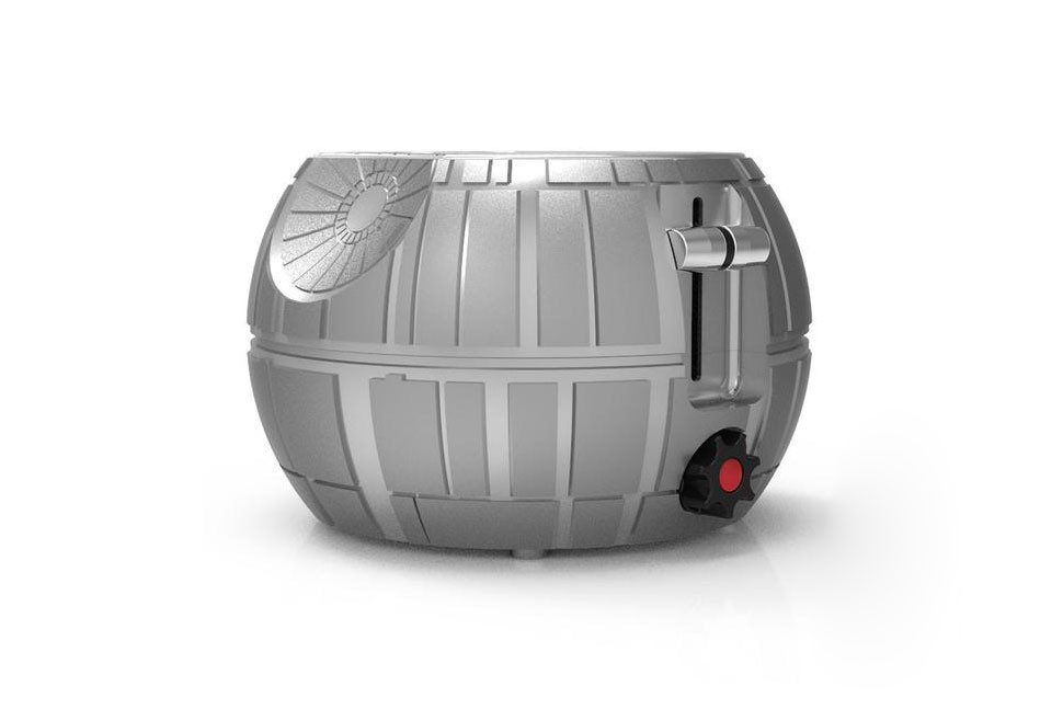 esta tostadora alegrara el desayuno a los fans de star wars death toaster 005 970x647 c