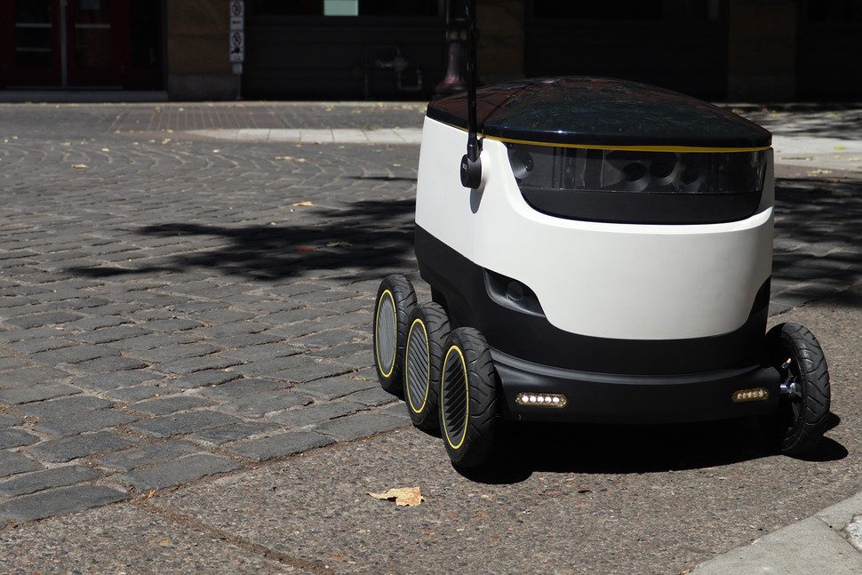 el futuro de los drones para envios podria estar en las aceras starship drone 0021 970x647 c