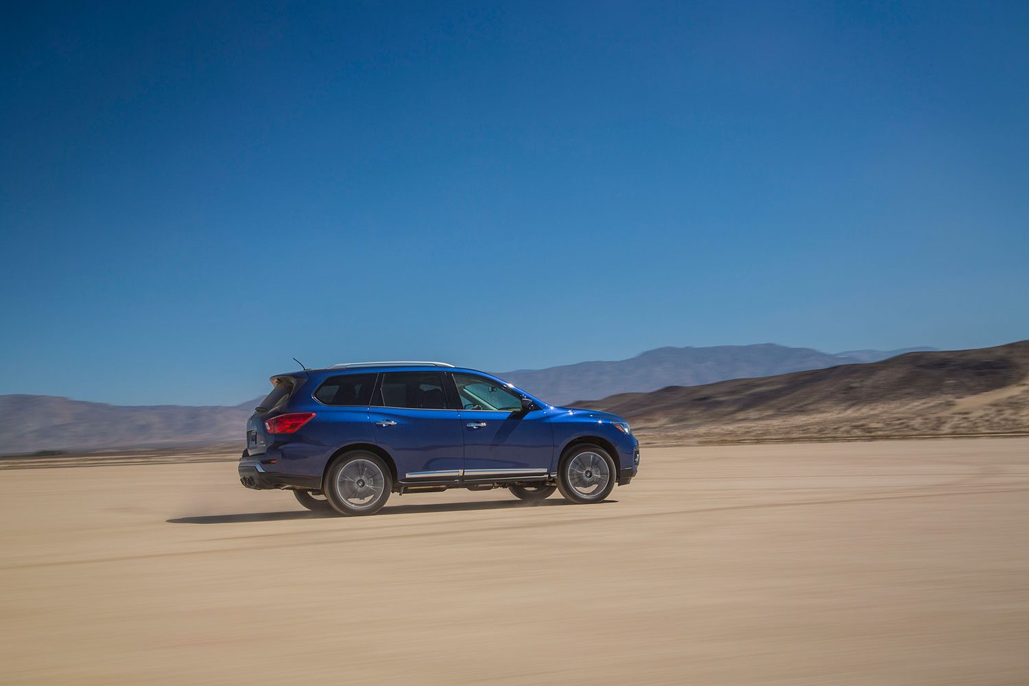 la nissan pathfinder 2017 trae novedades fin de ano 12