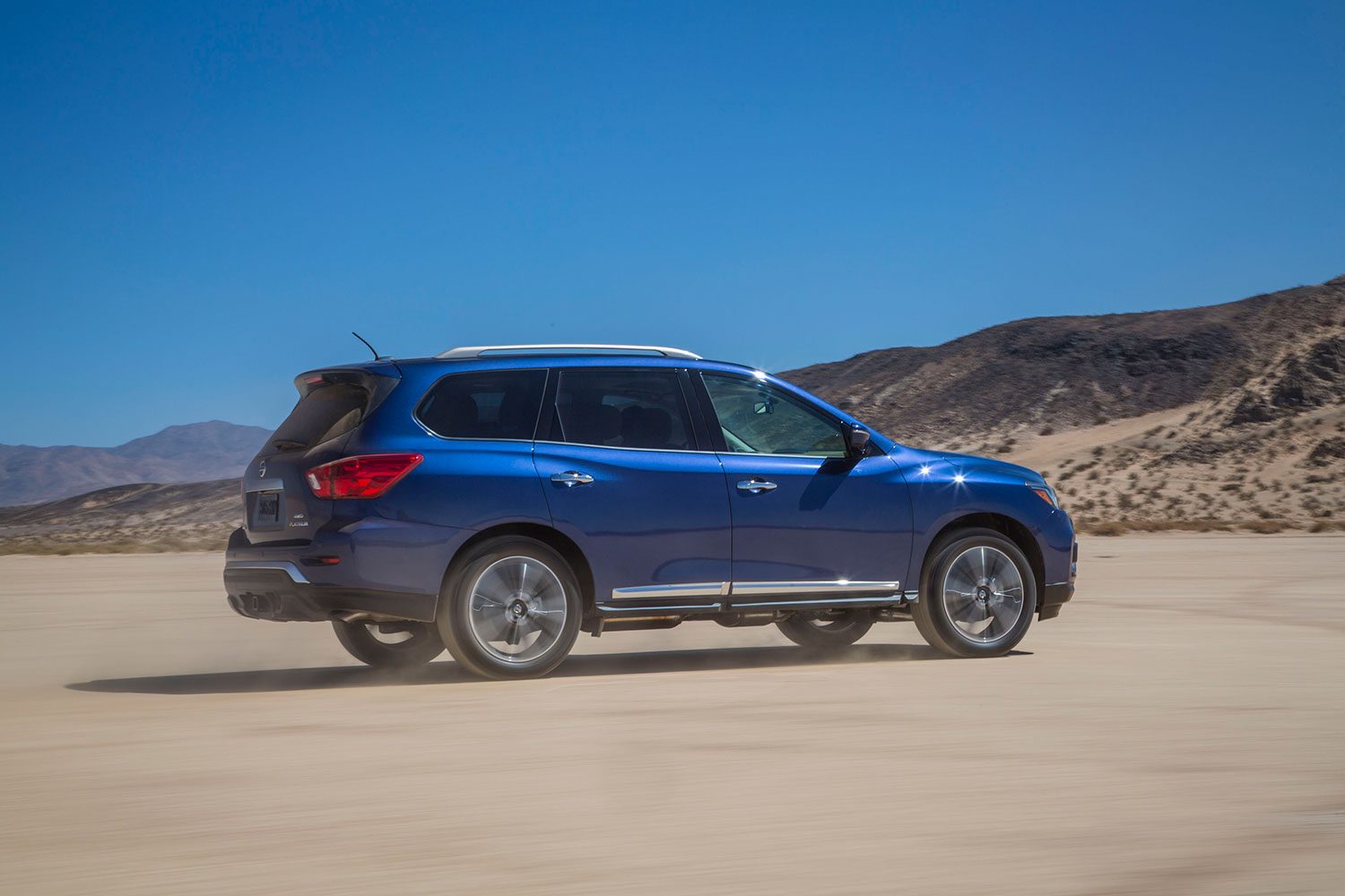 la nissan pathfinder 2017 trae novedades fin de ano 16