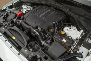 2017-jaguar-f-pace-engine-2-970x647-c