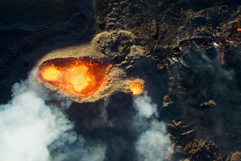 las 9 mejores imagenes realizadas por drones 3rd prize winner category nature wildlife piton de la fournaise 2 970x647 c