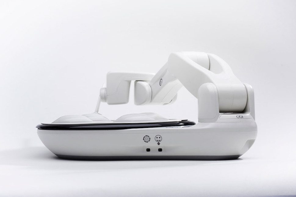 obi es un robot que alimenta a la gente con discapacidad 10 970x647 c