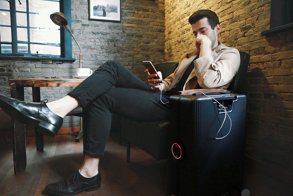 nueva maleta cowarobot r1 suitcase 0006 970x647 c