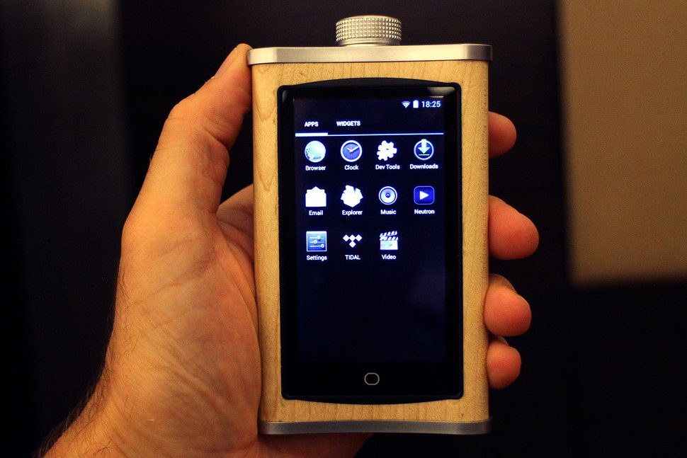 echobox explorer entre petaca y reproductor de musica hands on 2357 970x647 c