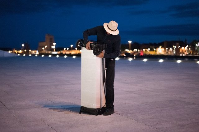 onak es una canoa que se pliega como maleta case 2 640x427 c