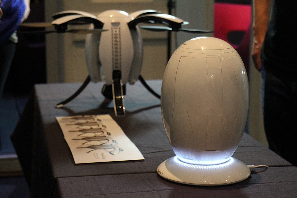 poweregg drone forma huevo powervision 0012 970x647 c