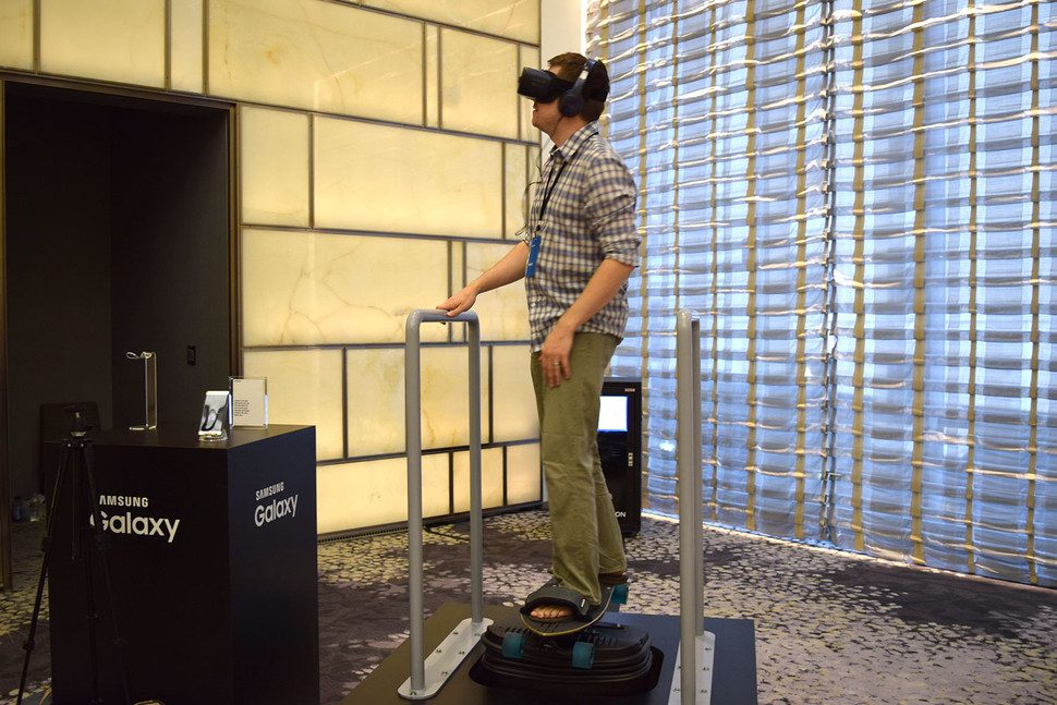 asi nuevo samsung gear vr 2016 2 motion 4 970x647 c