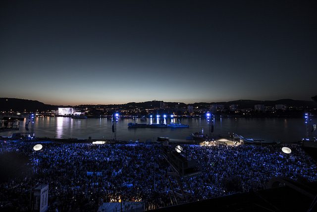 spaxels over linz debuta europa 28978487803 7d0da6ee89 z