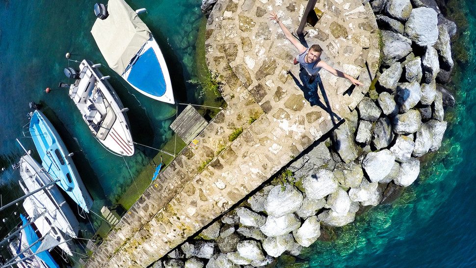 aer convierte tu gopro en un balon de futbol boats 970x546 c