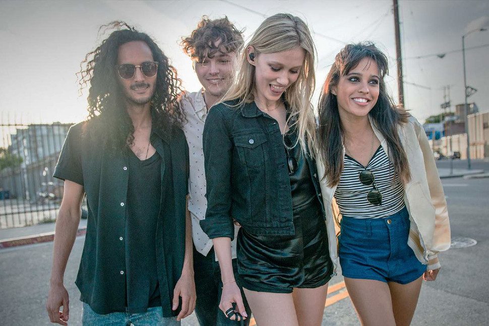 la bateria de los nuevos auriculares inalambricos bragi dura el doble the headphone 3 970x647 c