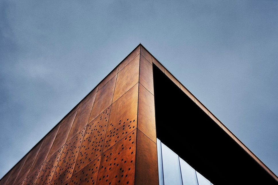 facebook servidores suecia data center exterior 970x647 c