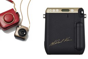 fujifilm-instax-mini-70-michael-kors-back-accessories-720x720