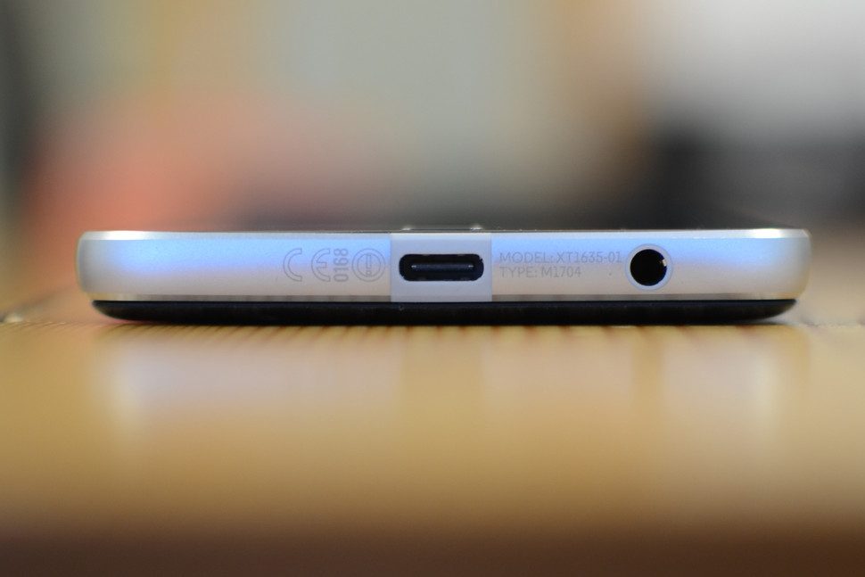 llega moto z play hasselblad droid and mod hands on 1 970x647 c