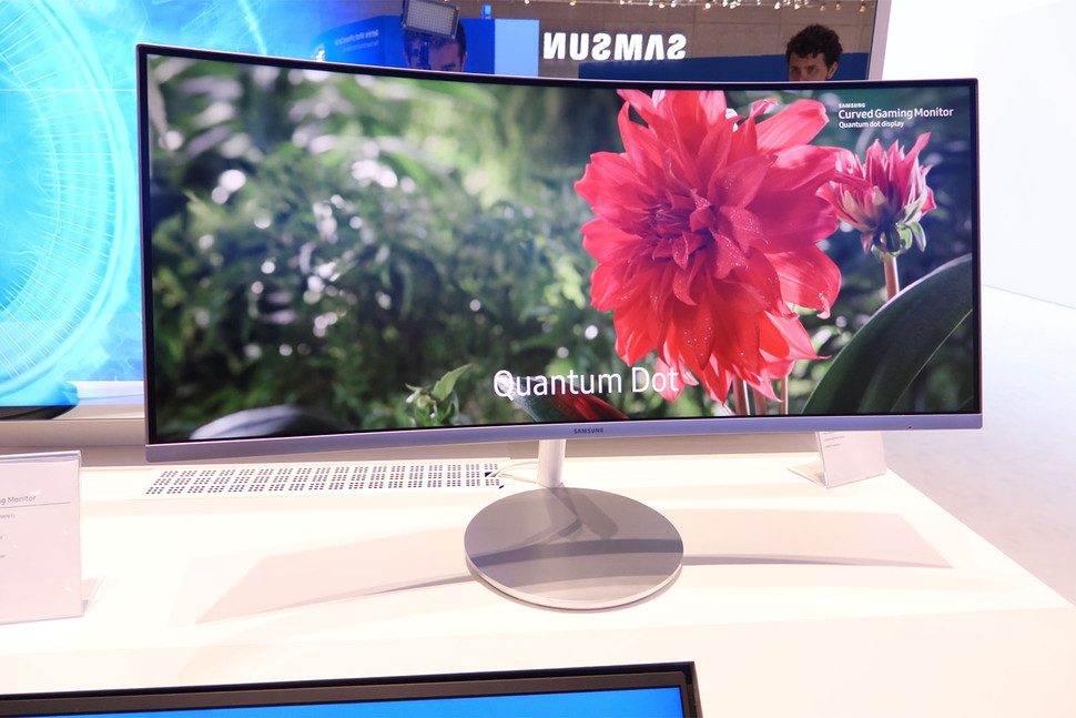 samsung monitores videojuegos ifa 2016 samsungcf791 04 970x647 c