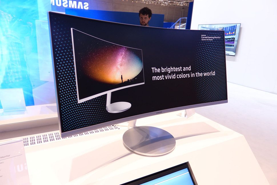 samsung monitores videojuegos ifa 2016 samsungcf791 05 970x647 c