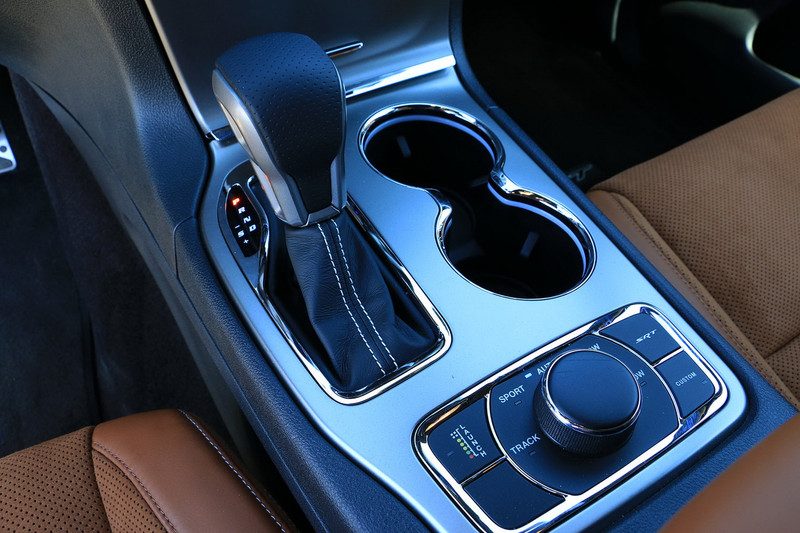 jeep presenta grand cherokee srt 2017 0018 800x533 c