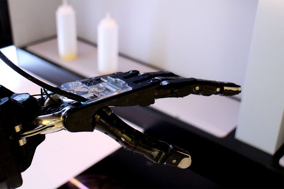 robot chef cocina moley robotics hand open 970x647 c