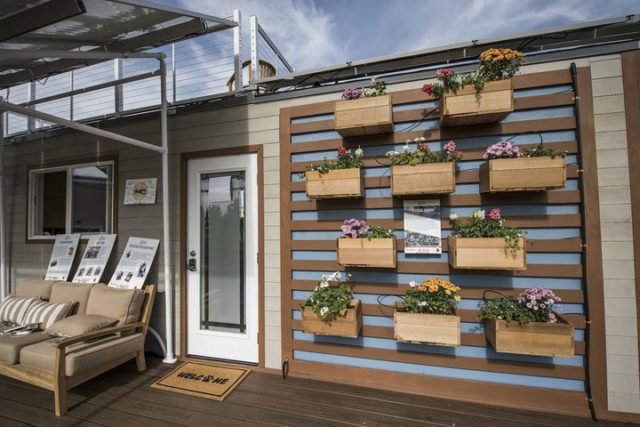 casas pequenas grandes multitudes revolve house 006 720x480 c