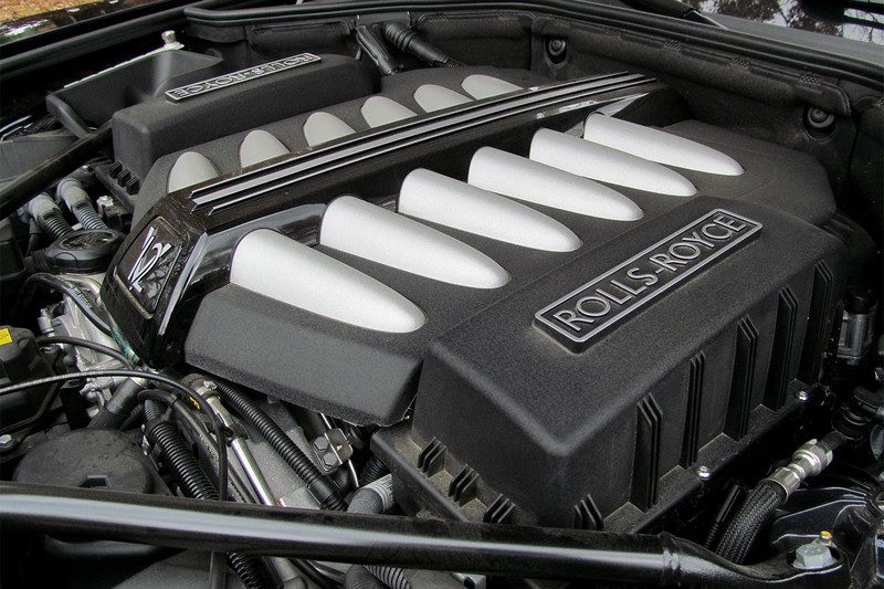 rolls royce dawn 2016 comodidad engine angle 800x533 c