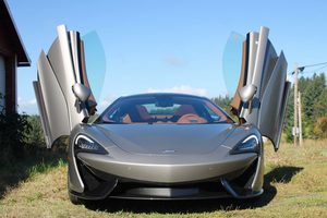 2017-mclaren-570gt-ah-0031-800x533-c