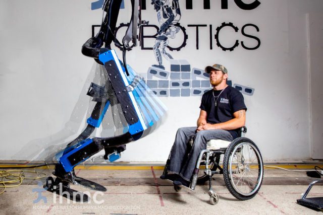 paralitico camina exoesqueleto mecanico exolegmovement logo 1200x800 c