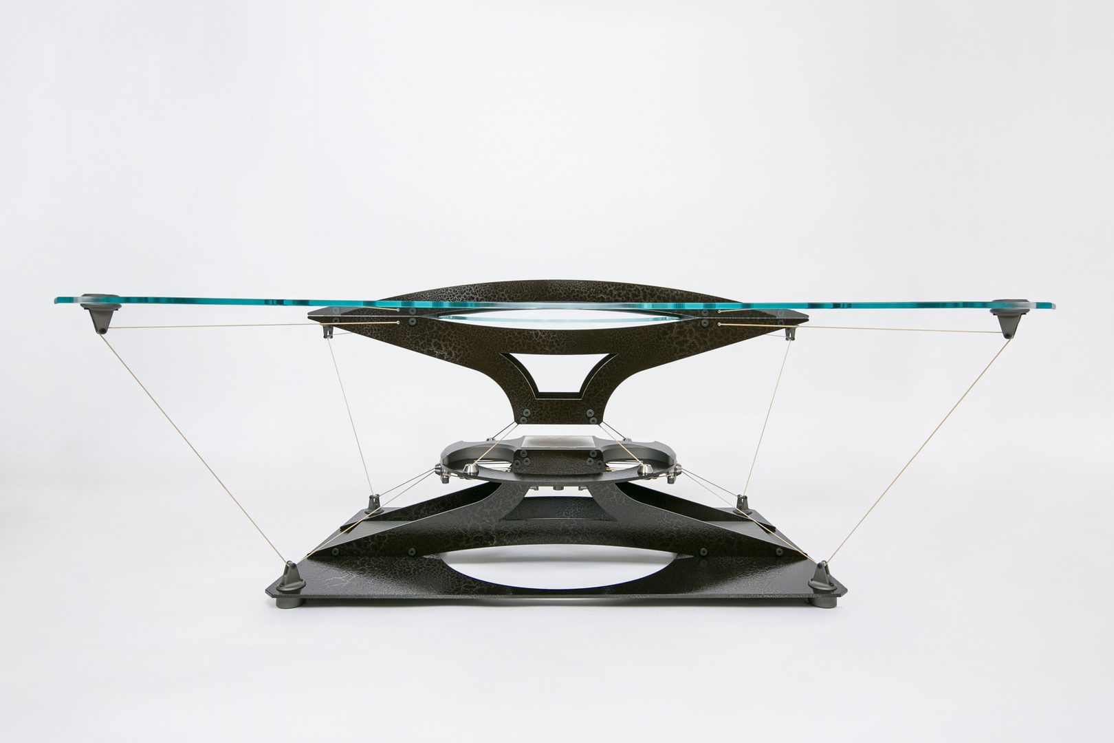 pagarias 30 000 dolares por esta moderna mesa flotante 8e60129d4ae656de9327342e0eb54310