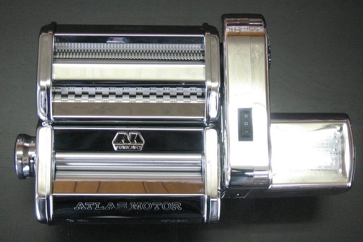 atlas-pasta-maker-720x720