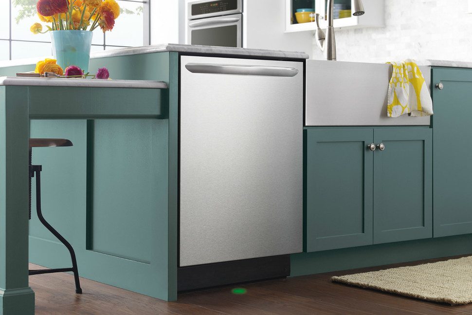 electrolux presenta refrigerador transparente frigidaire gallery solaro 2 exterior 970x647 c