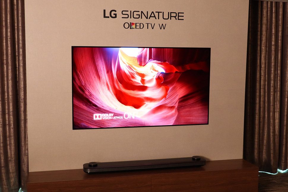 lanzamiento tv wallpaper oled de lg ces 2017 img 1072 970x647 c