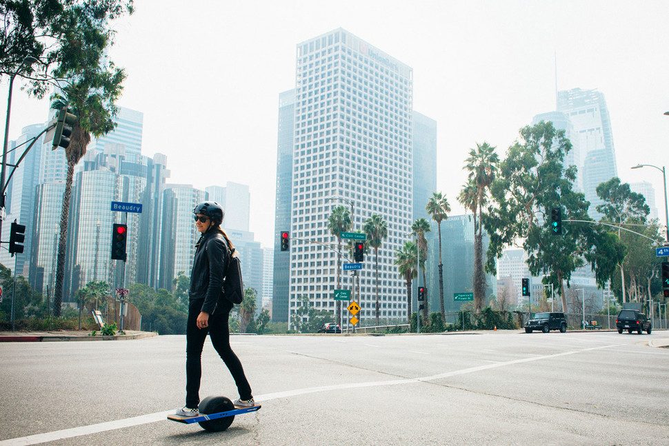 one wheel plus nuevo skateboard ces2017 onewheel 8 970x647 c