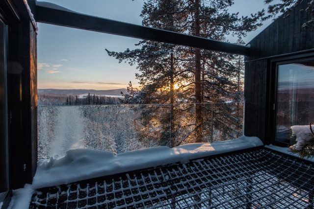 mira aurora boreal cabana treehousehotel 07 640x427 c