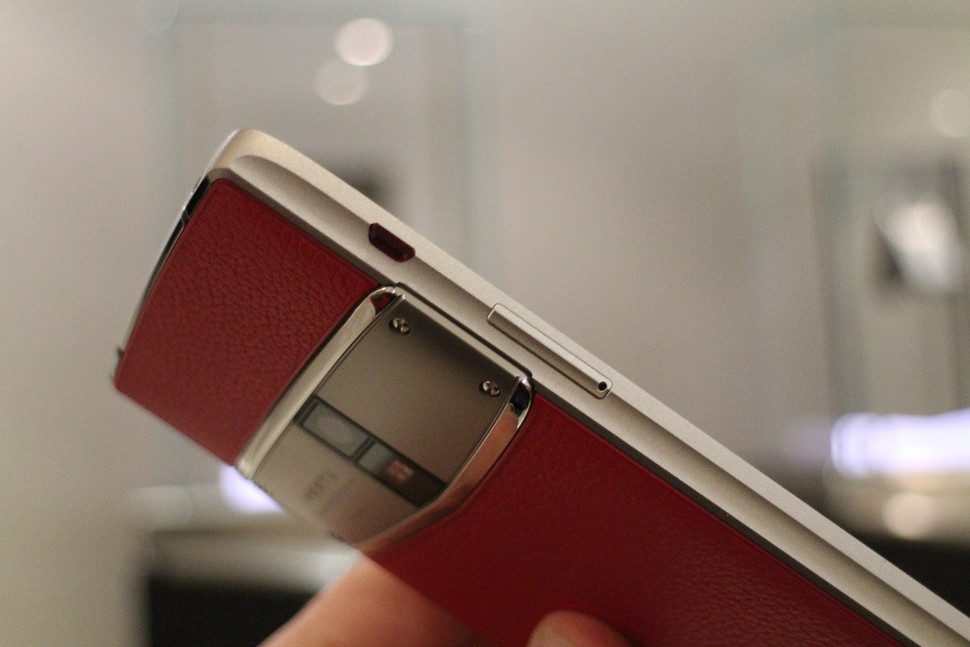 vertu constellation un telefono de lujo por 6000 dolares 010 970x647 c
