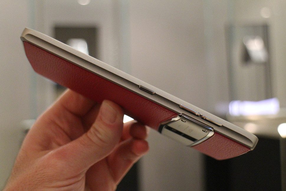 vertu constellation un telefono de lujo por 6000 dolares 015 970x647 c