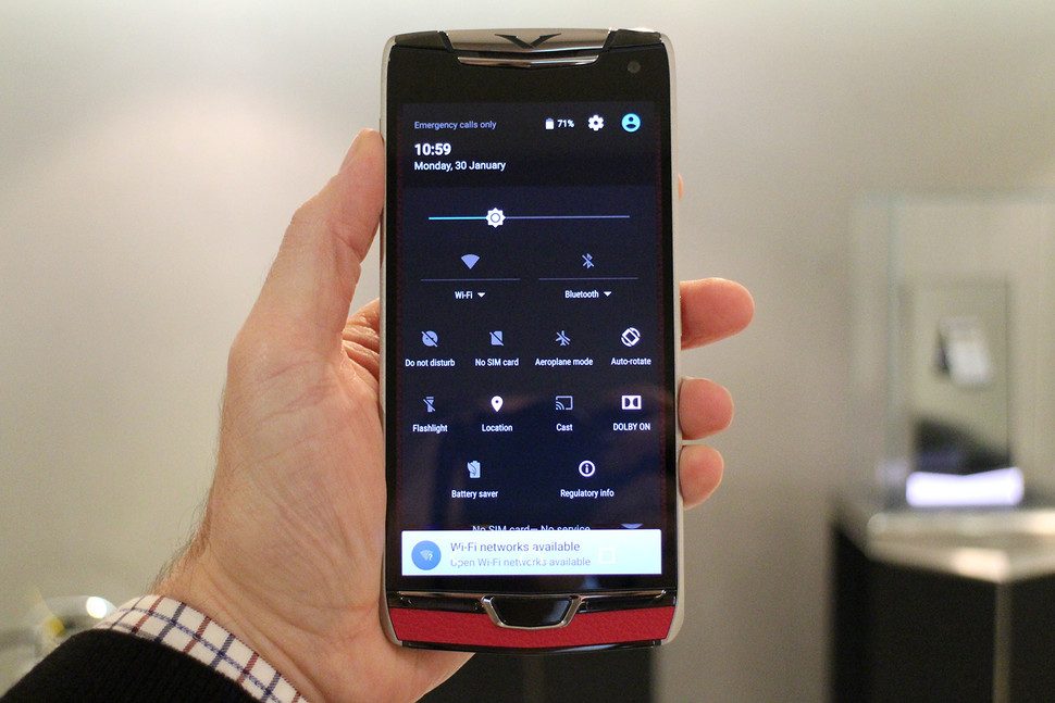 vertu constellation un telefono de lujo por 6000 dolares 021 970x647 c