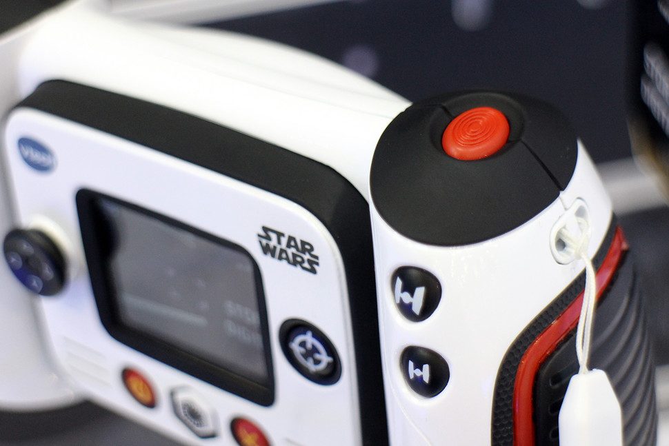 el reloj star wars y la camara stormtrooper de vtech watch and camera 0004 970x647 c