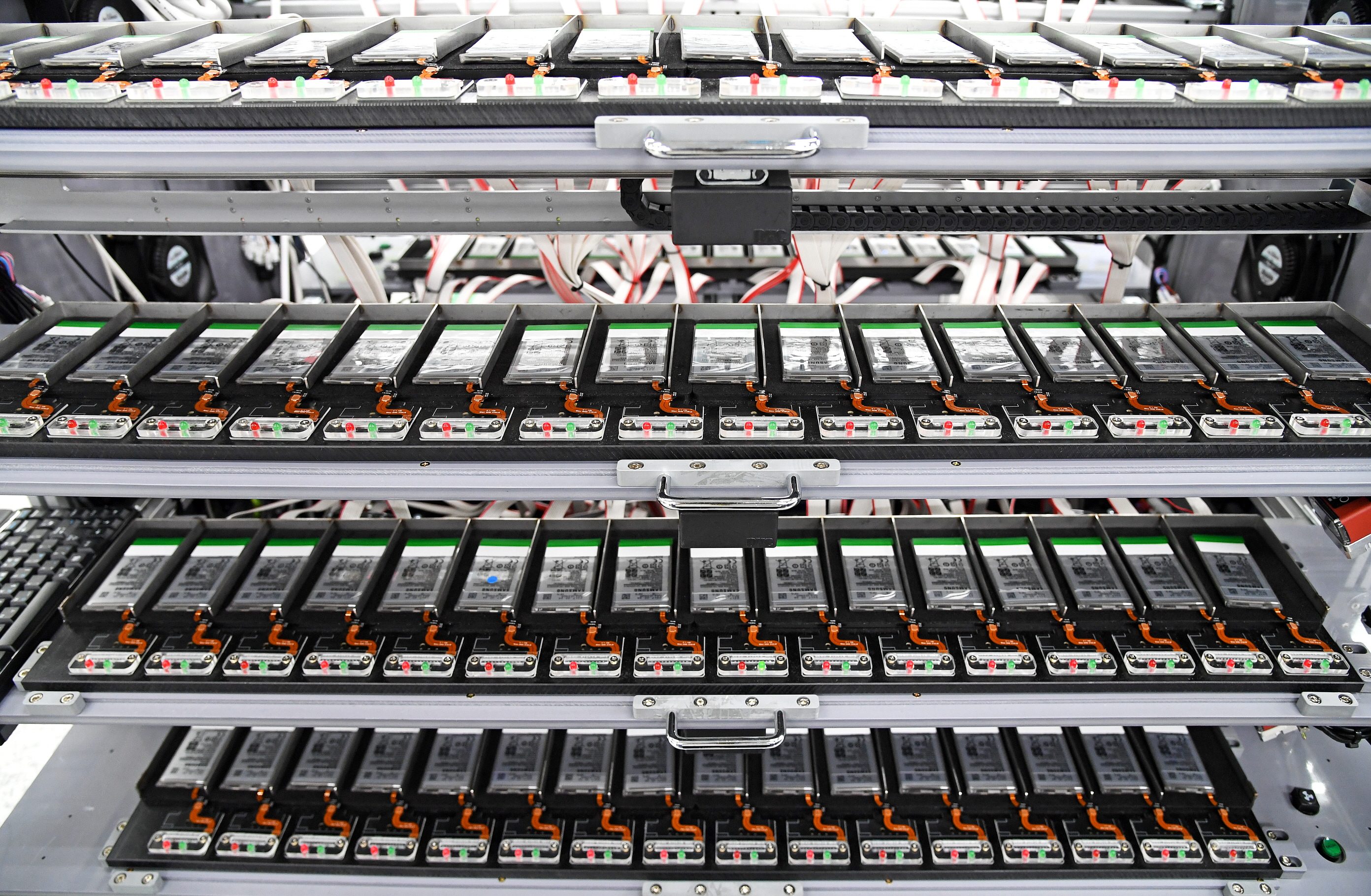 nuevas pruebas de baterias samsung charge and discharge test battery only 1