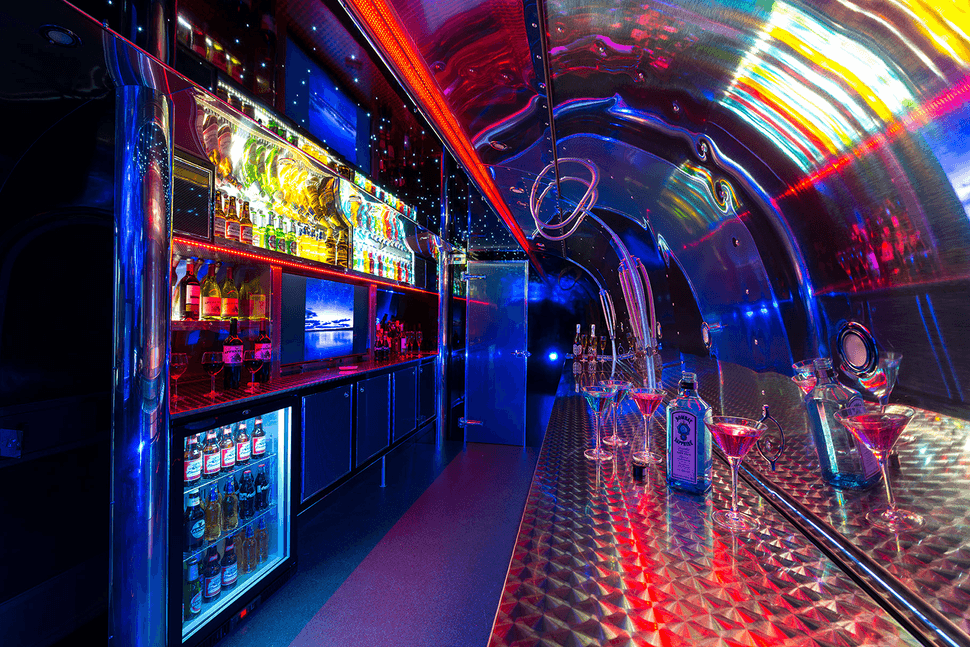 bar sobre ruedas trailer apollo 70 7 970x647 c