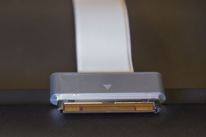 tv wallpaper oled lg signature w7 series 65 oled65w7p 7 2 800x533 c