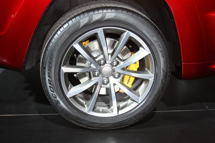 jeep cherokee trackhawk ny 2018 grand wheel 720x480 c