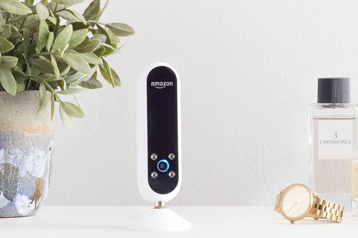 echo look amazon shelf 2