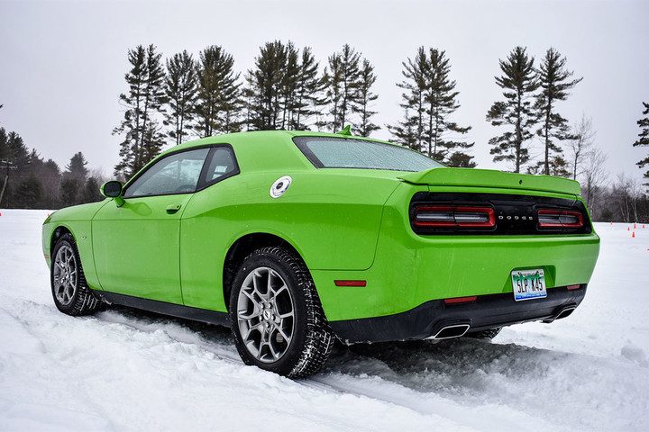 challenger gt awd 2017 dodge back corner 3 970x647 c 720x480