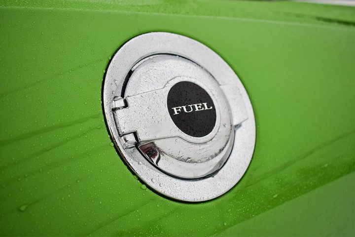 challenger gt awd 2017 dodge fuel cap 2 970x647 c 720x480