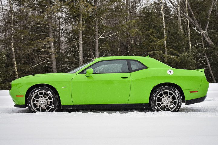 challenger gt awd 2017 dodge side 2 970x647 c 720x480