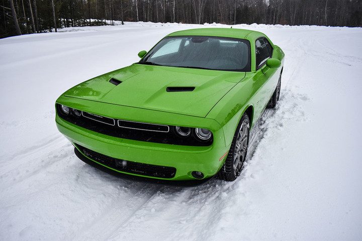 challenger gt awd 2017 dodge top angle 2 970x647 c 720x480