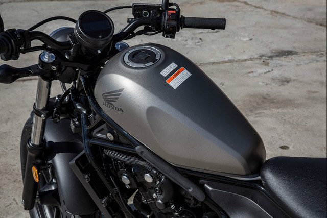 motocicletas honda rebel 2017  01 640x427 c