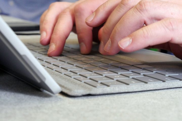 2017 Microsoft-Surface-Pro-and-Surface-Pen-2017