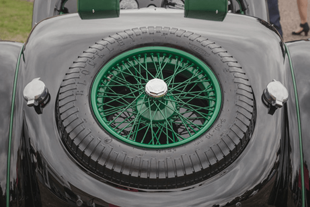 atalanta carro deportivo mano 02