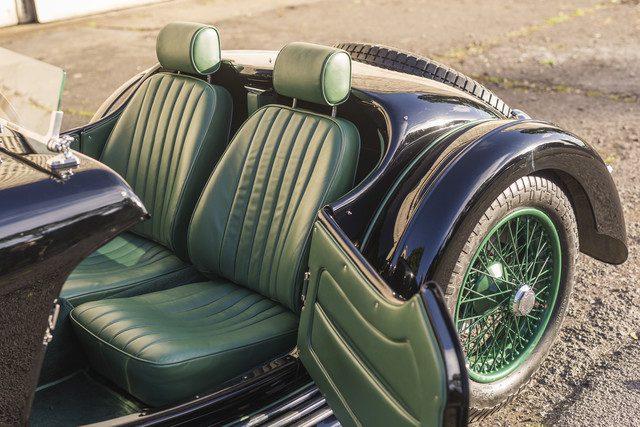 atalanta carro deportivo mano 03